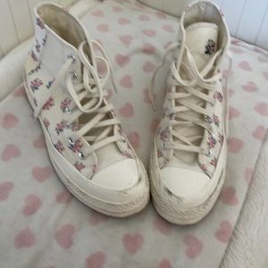 Like new Converse